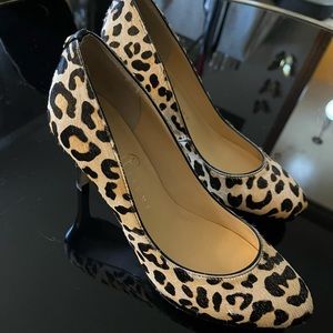 Ivanka Trump heels Size 6M